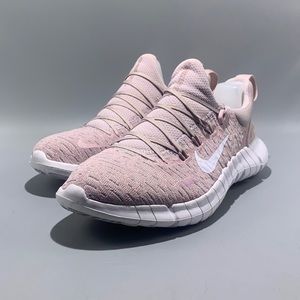 WMNS Nike Free Run 5.0 Size 8